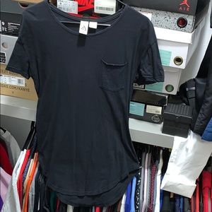 Feathers long tee shirt size xsmall